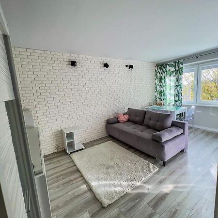 Apartament By Wyszynskiego Street Daire Konin  Dış mekan fotoğraf